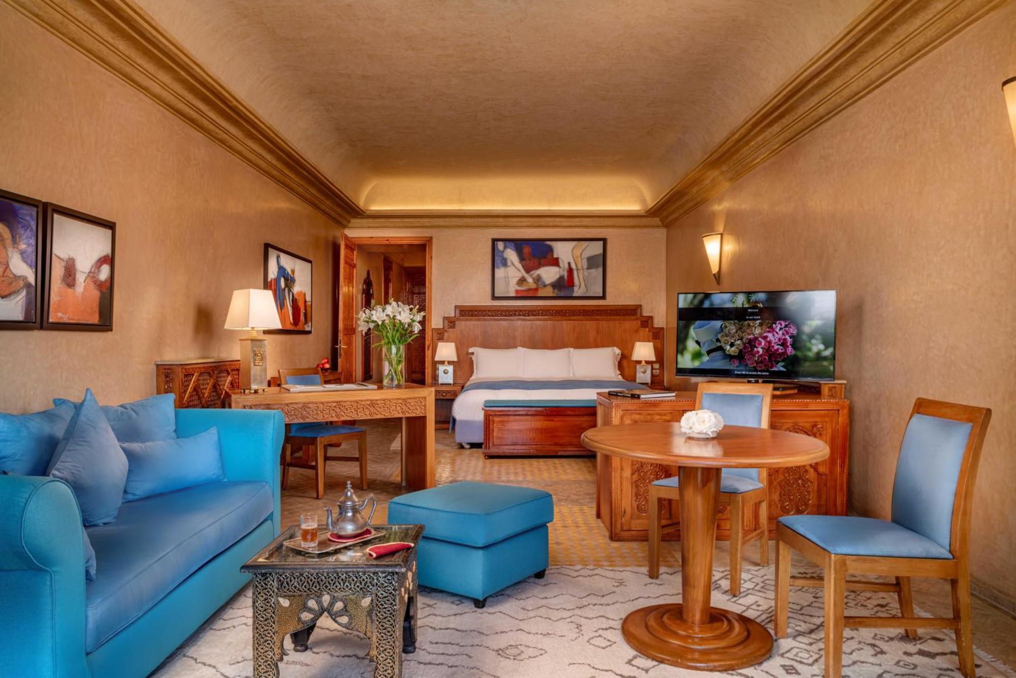 Junior Suite,1586110565:JPEG